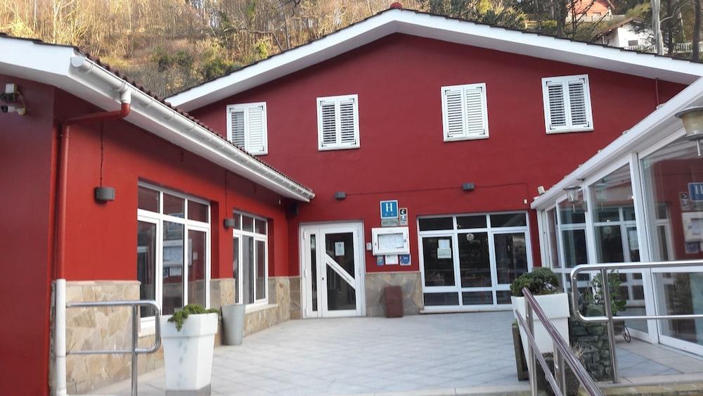 Hotel Azpiazu Cudillero Εξωτερικό φωτογραφία